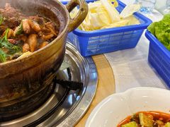 -渝君重庆火锅(嘉宾路店)