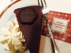 -Cafe Sacher(WIEN)
