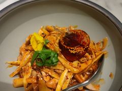 敲糖棒棒鸡-辛香汇·现炒川菜(淮海路百盛店)