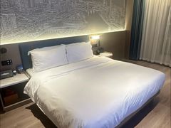 -丽呈睿轩酒店(广州北京路步行街农讲所地铁站店)