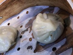 蟹黄汤包-鸡鸣汤包(罗廊巷店)