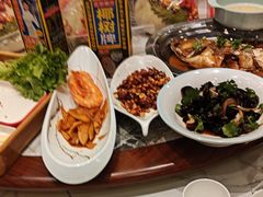 -船泊丽港(统一路店)