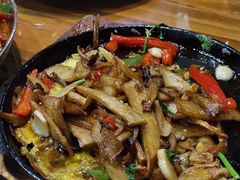 -辣椒炒肉(华城购物广场（四楼）店)