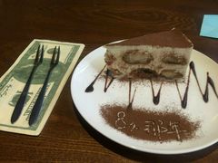 提拉米苏-84那年咖啡馆(李沧万达店)