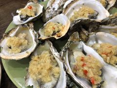 炭烧蒜蓉生蚝-贞姨美食·老字号海鲜大排档