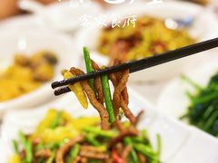 野山椒炒牛柳-围龙屋客家食府(福田店)