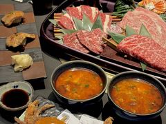 -铭牛烧肉·和牛海鲜自助(高新月牙湖店)