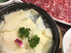 -左庭右院鲜牛肉火锅(金山万达店)
