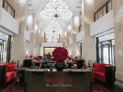 -Salon de The de Joel Robuchon(外滩18号店)