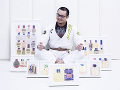 -菠萝格斗巴西柔术训练馆