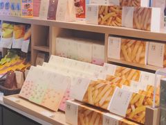 面包甜点陈列柜-奈雪的茶(华强北中航城店)