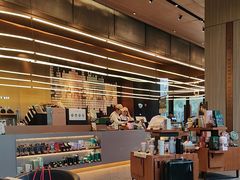 -星巴克臻选(上海虹桥新天地三店)