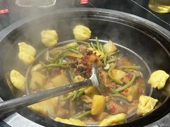 -屈夫人地锅鸡(南充店)