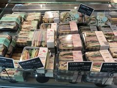 -巴黎贝甜(常德路店)