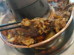 招牌羊蝎子锅底-颐品居涮肉(乌鲁木齐中路店)