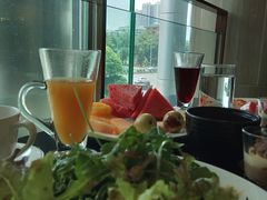 -圣丰索菲特·2 On 988 Café 自助餐厅
