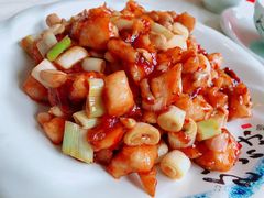宫保鸡丁-鑫巴蜀小镇 · 水煮鱼专研店(玉桥店)