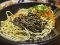 鸳鸯酱热干面-汪爹爹武汉牛三鲜(朝外大街店)