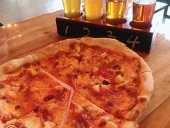 夏威夷披萨-Twin Tails Brewpub双尾精酿餐吧(八坼店)
