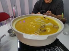 金汤花胶鸡煲-風林火山烤室·涮肉