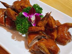 岭南脆皮鸽-德胜轩正宗顺德菜(宝安沙井会展中心店)