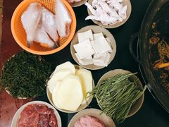 -星鸿社重庆老火锅(燃灯寺分店)