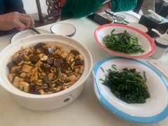 -鑫巴蜀小镇 · 水煮鱼专研店(玉桥店)