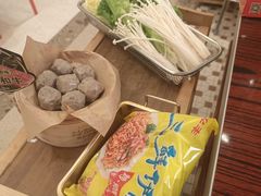 -沙胆彪炭炉牛杂煲(上海日月光广场店)