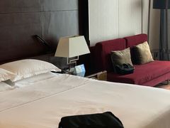 -广州天河希尔顿酒店