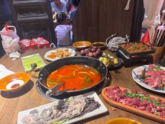 -贵厨酸汤牛肉(小十字店)