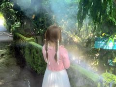-青青世界