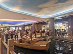 -吾悦广场(南京鼓楼店)