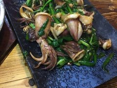 -老东镇啤酒屋海鲜加工·蒸汽海鲜·海鲜烧烤(台东店)