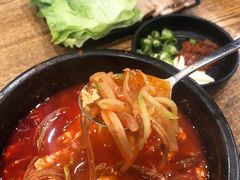 -吴草鸡爪오초닭발韩食堂(融恒盈嘉中心店)