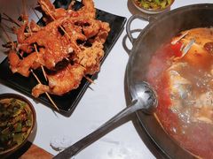 蛋黄牛蛙-老天桥蛙炉火锅(姑苏总店)