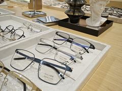 -Eziwish眼镜·蔡司授权店