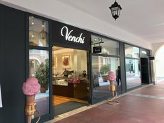 门面-VENCHI 闻绮(上海佛罗伦萨小镇店)