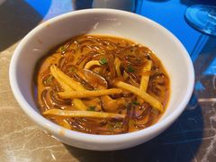 沙蒜烧豆面-新荣记(BFC外滩金融中心店)