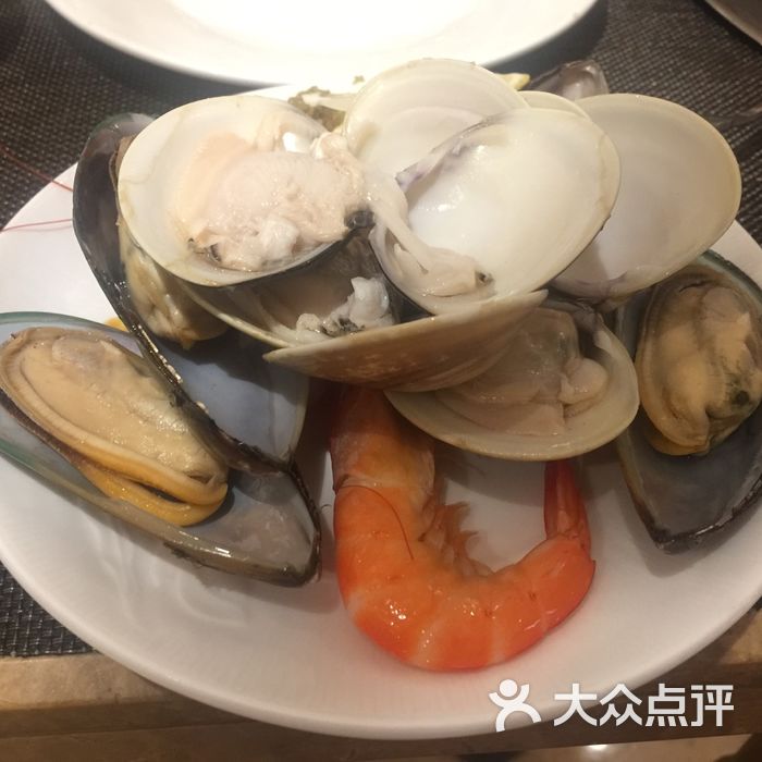 翔丰酒店海鲜自助晚餐