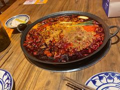 -旧街市鲜货老火锅(大光路店)