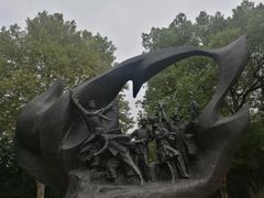 -上海市龙华烈士陵园