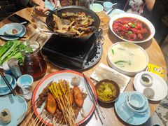 -茸梅路右拐龙虾-农家菜(松江店)