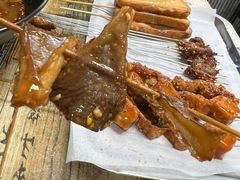 -小志炸鸡炸串麻辣烫(泉园店)