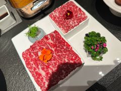 -左庭右院鲜牛肉火锅黑金店(陆家嘴中心店)