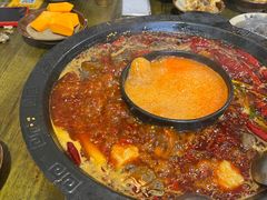 -黄潇洒老火锅(九眼桥宏济巷店)