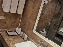 -怡华威斯达酒店(重庆医科大学附属儿童医院店)