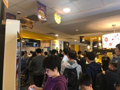 等位区-麦当劳(长泰商业广场店)