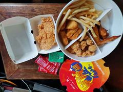 -肯德基(成山路地铁站店)
