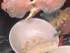 锅盔馍-何老二卤汁凉粉