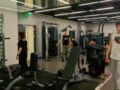 -乐刻运动健身(同曦假日百货店)